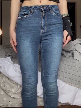 High-Rise Blue Women’s Skinny Jeans